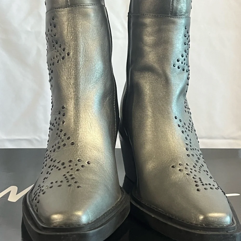 NASTY GAL, Genuine Leather, Gun Metal, Star studded Over the knee high Boots - Picture 11 of 14
